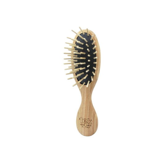 Tek Small Oval Brush with Short Pins